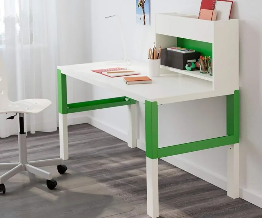 Il prezzo di una scrivania Ikea per bambini 