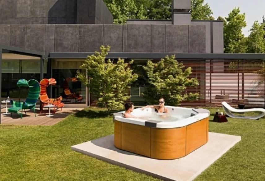 spa jacuzzi