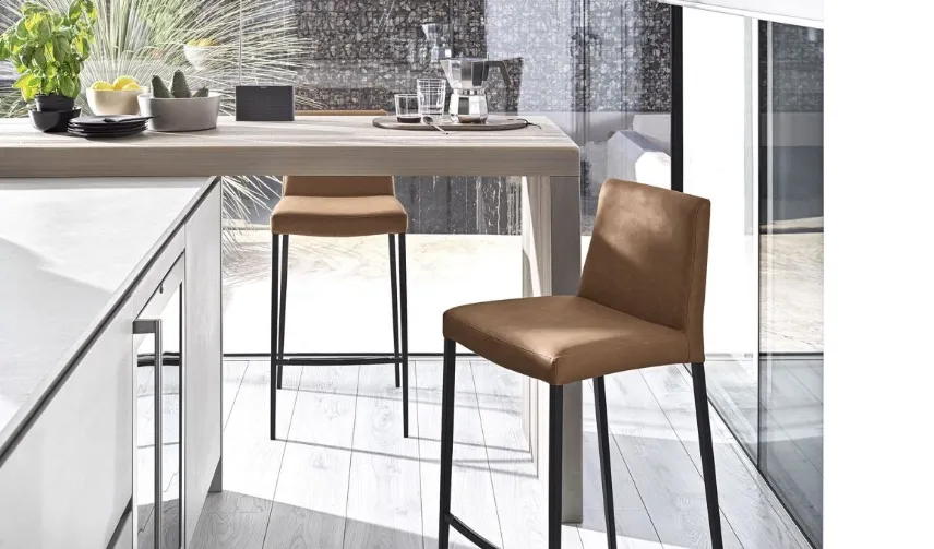 Sgabello Aida by Calligaris