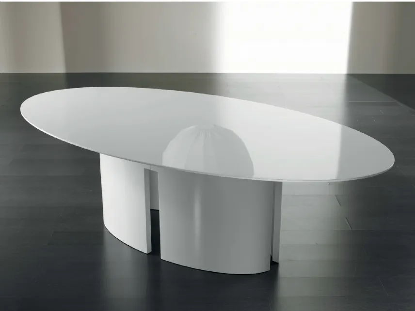 Tavoli ovali moderni