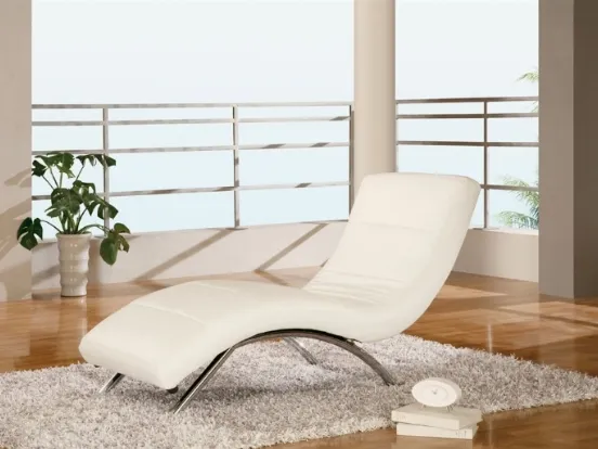 Chaise Longue in pelle bianca