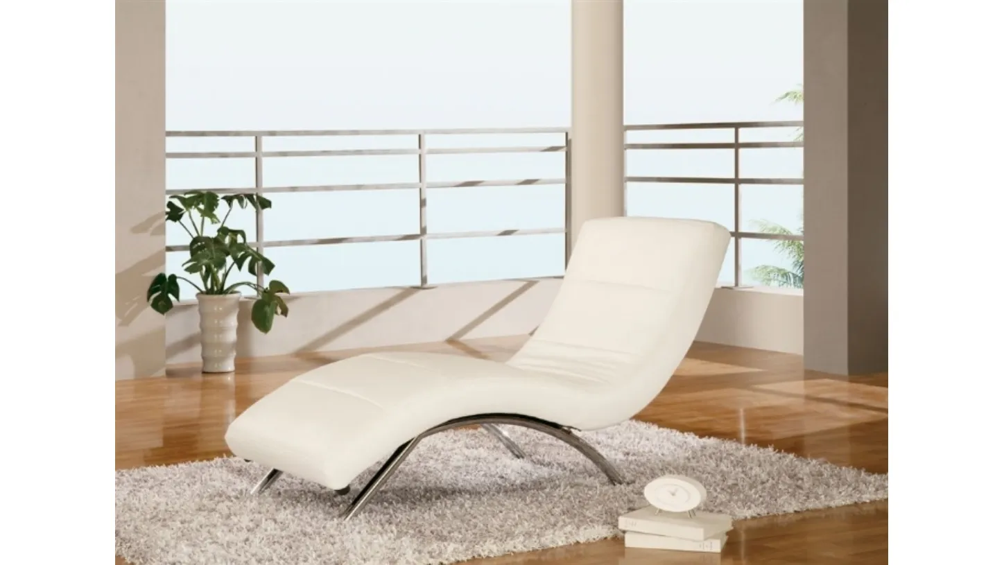 Chaise Longue in pelle bianca