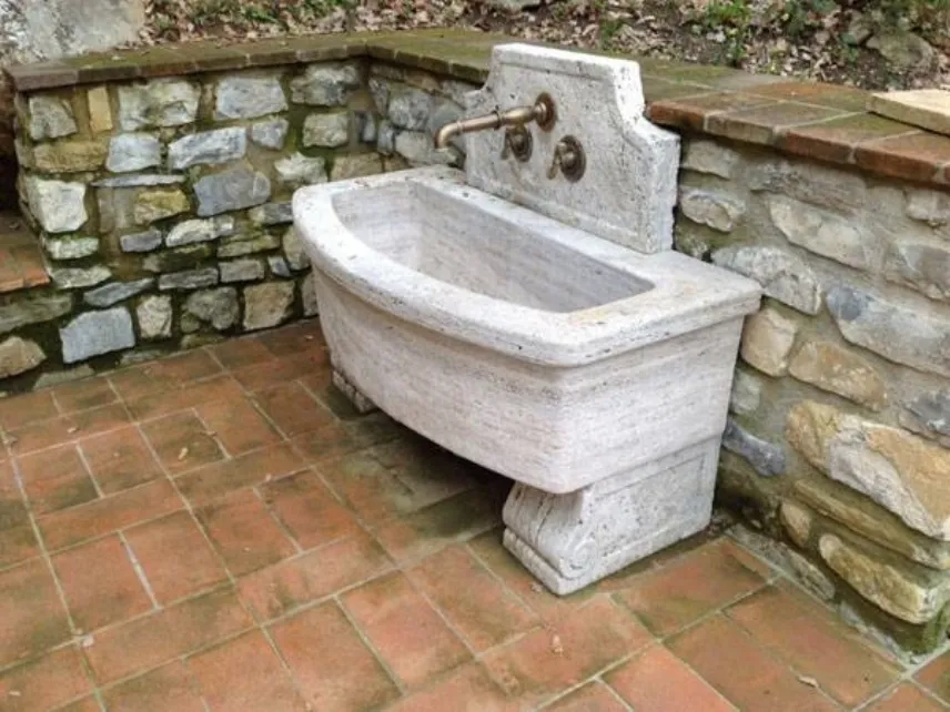 Lavabo da esterni di Garden House Lazzerini