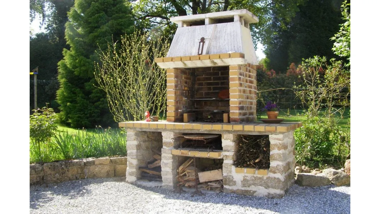 modello di barbecue in muratura