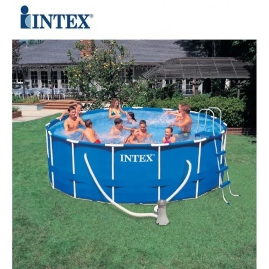 Piscina fuori terra autoportante di Intex