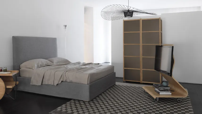 Porta TV Cobra di Casamania & Horm: funzionalità e libertà di movimento