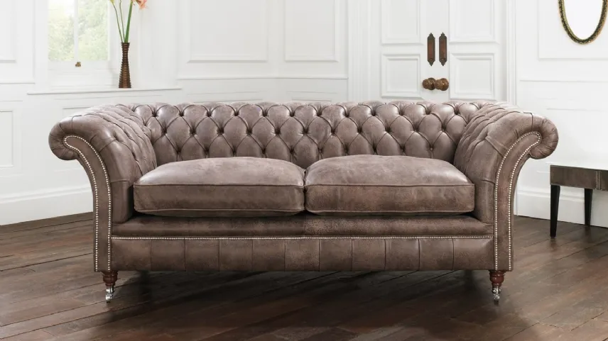 divano in stile inglese Chesterfield