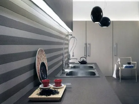 cucina con rivestimento design