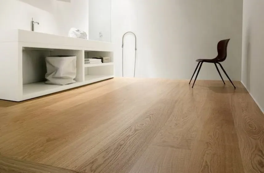 Il parquet in bagno 